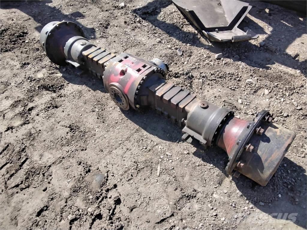 Valmet 901.3 Trasmissione