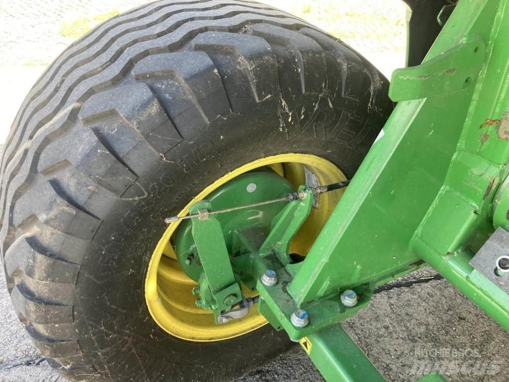 John Deere V461M Rotopresse
