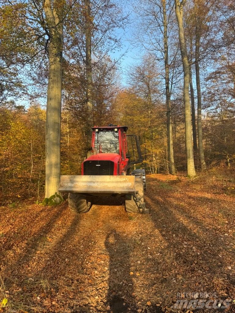 Komatsu 875 Forwarder