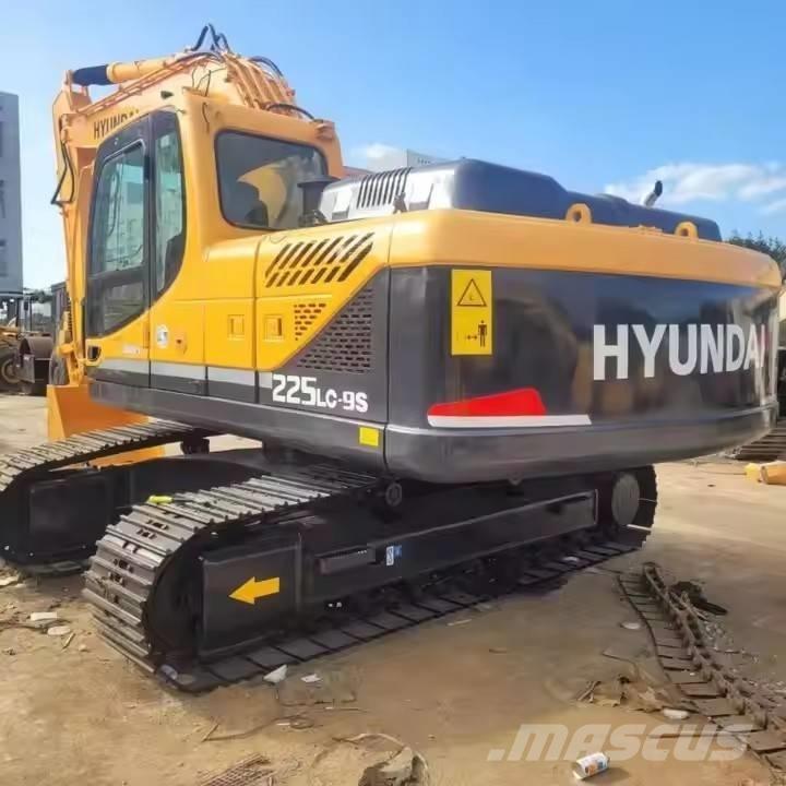 Hyundai 225LC-9S Escavatori cingolati