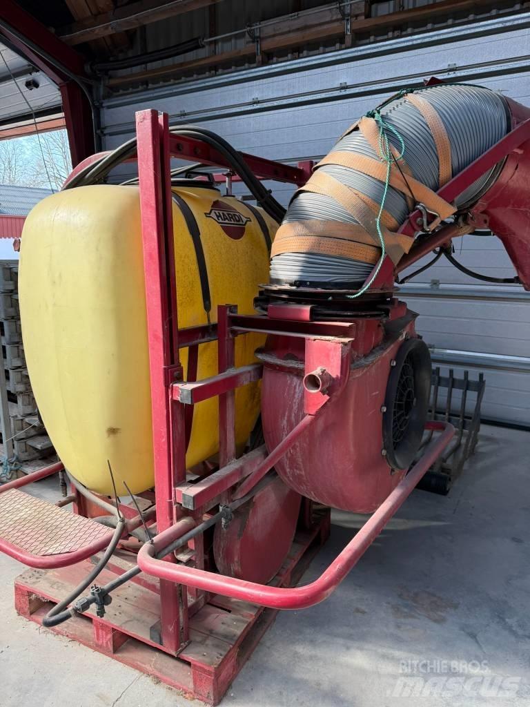 Hardi 600 SVCO Irroratori montati