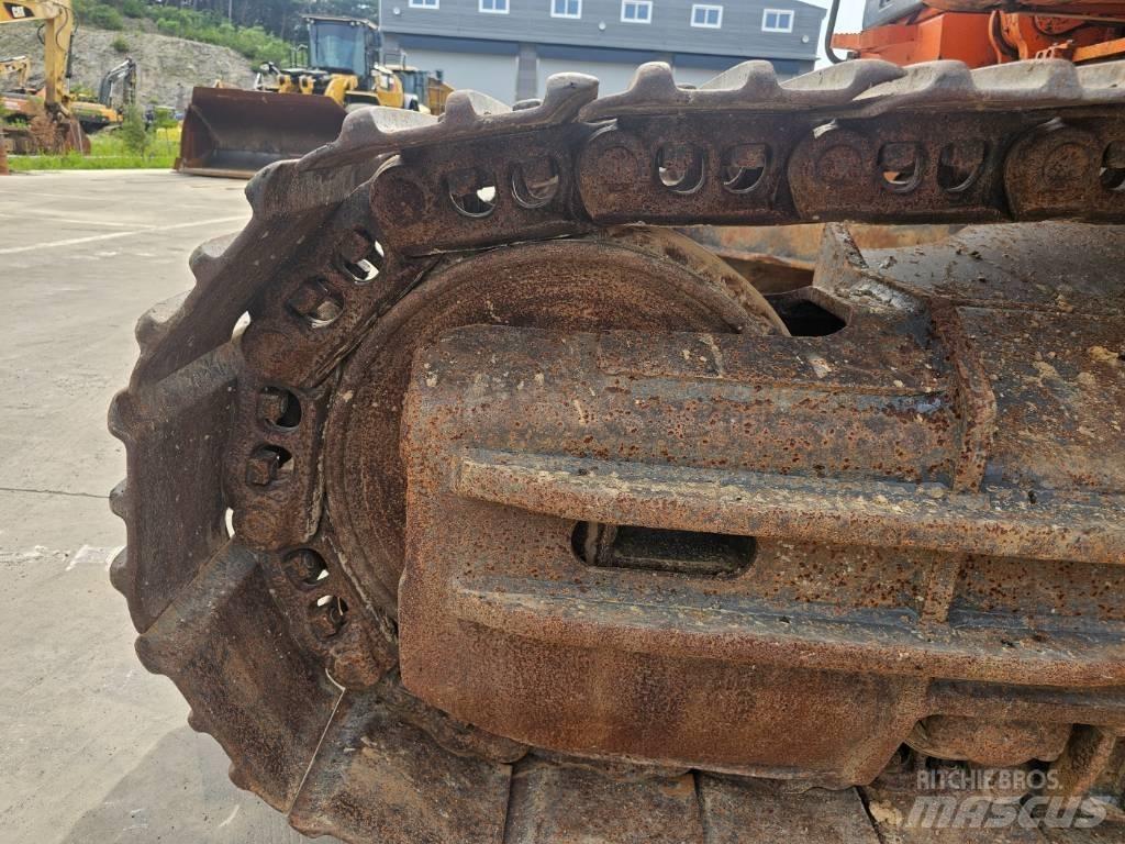 Doosan DX 300 LC-3 Escavatori cingolati