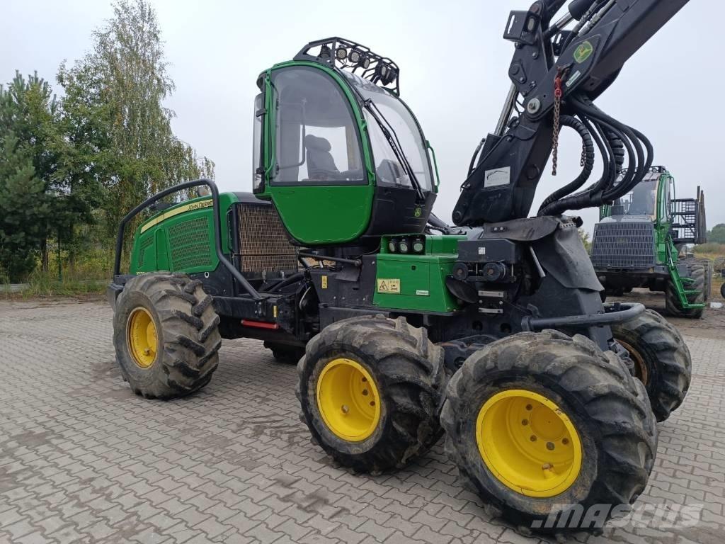 John Deere 1070 E Abbattitrici, Disboscatrici