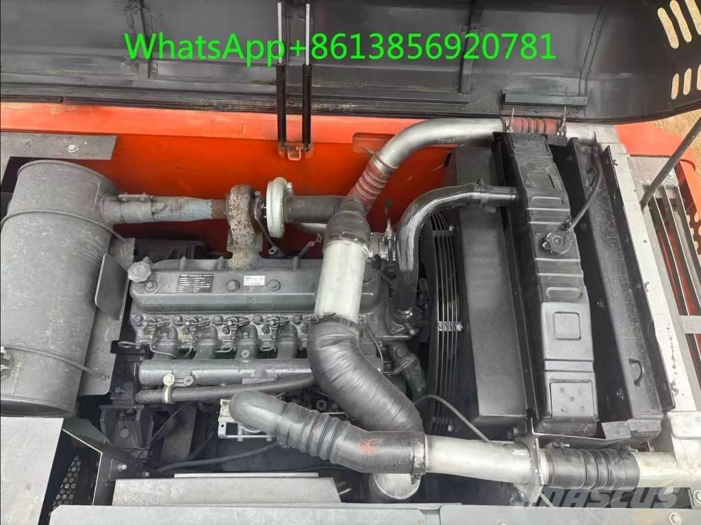Doosan DX 225 Escavatori cingolati
