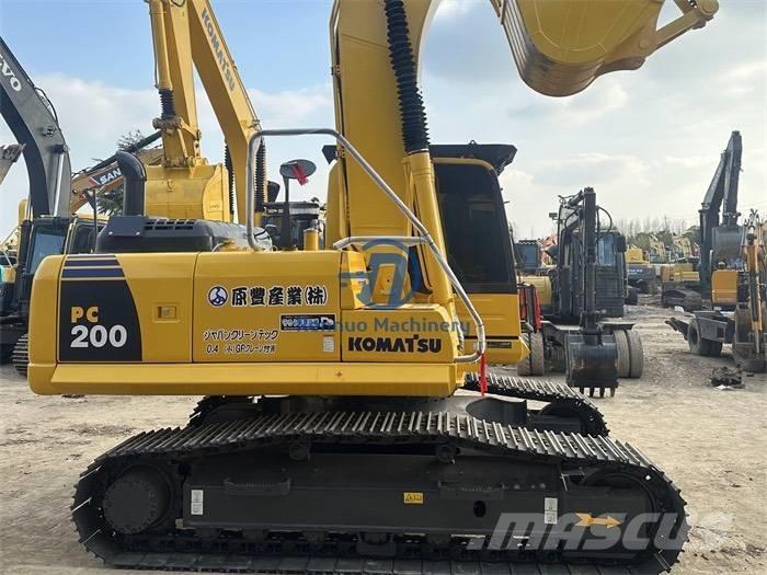 Komatsu PC200-8MO Escavatori cingolati