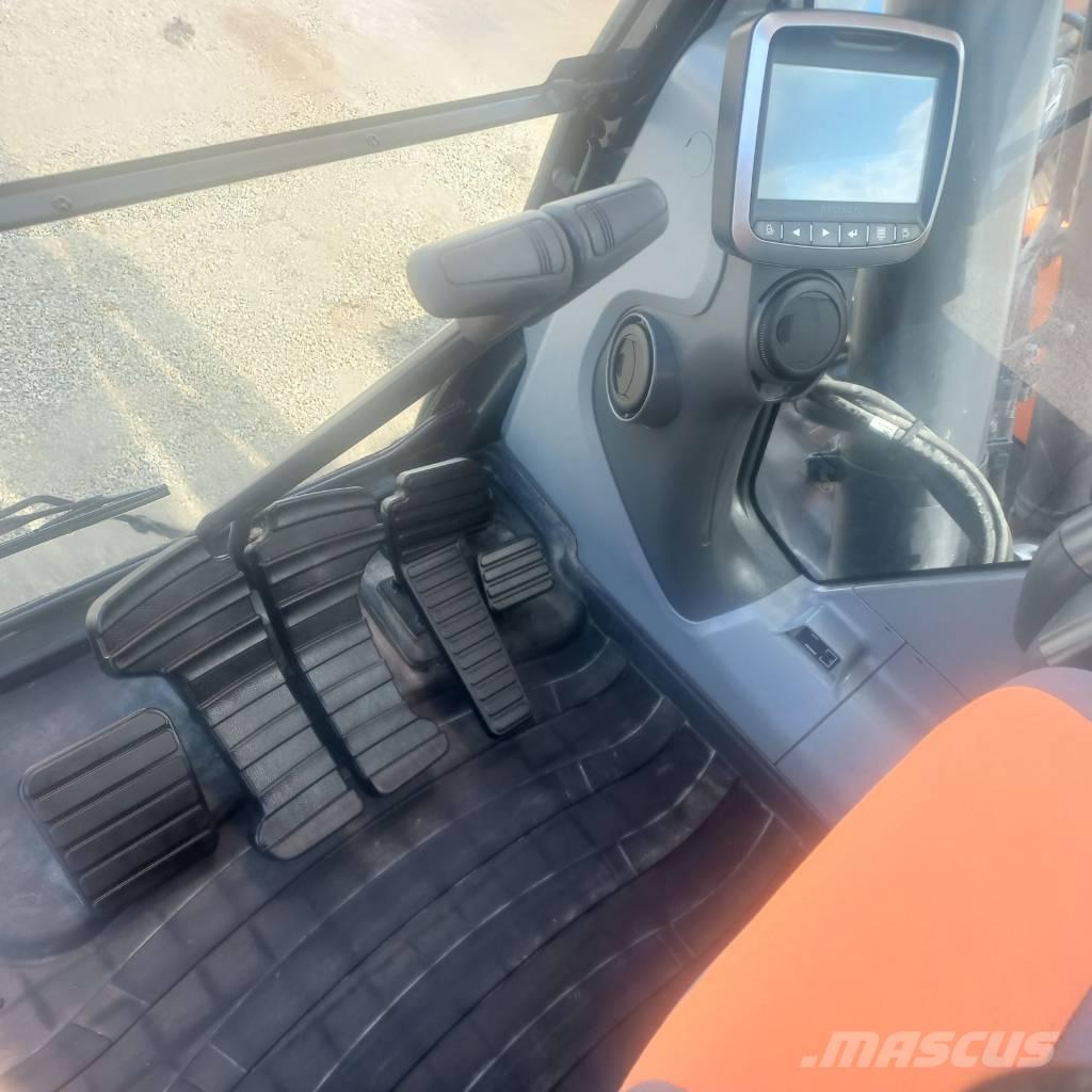 Doosan DX 235 LCR Escavatori cingolati