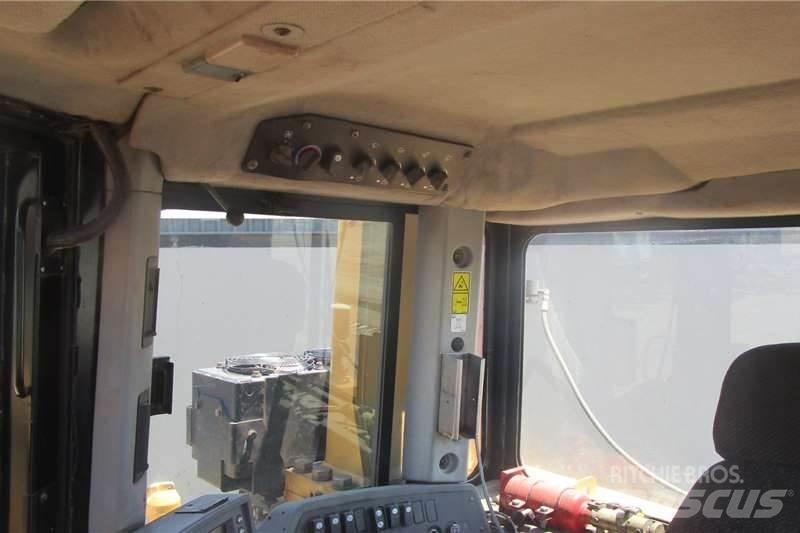 CAT D9T Dozer cingolati