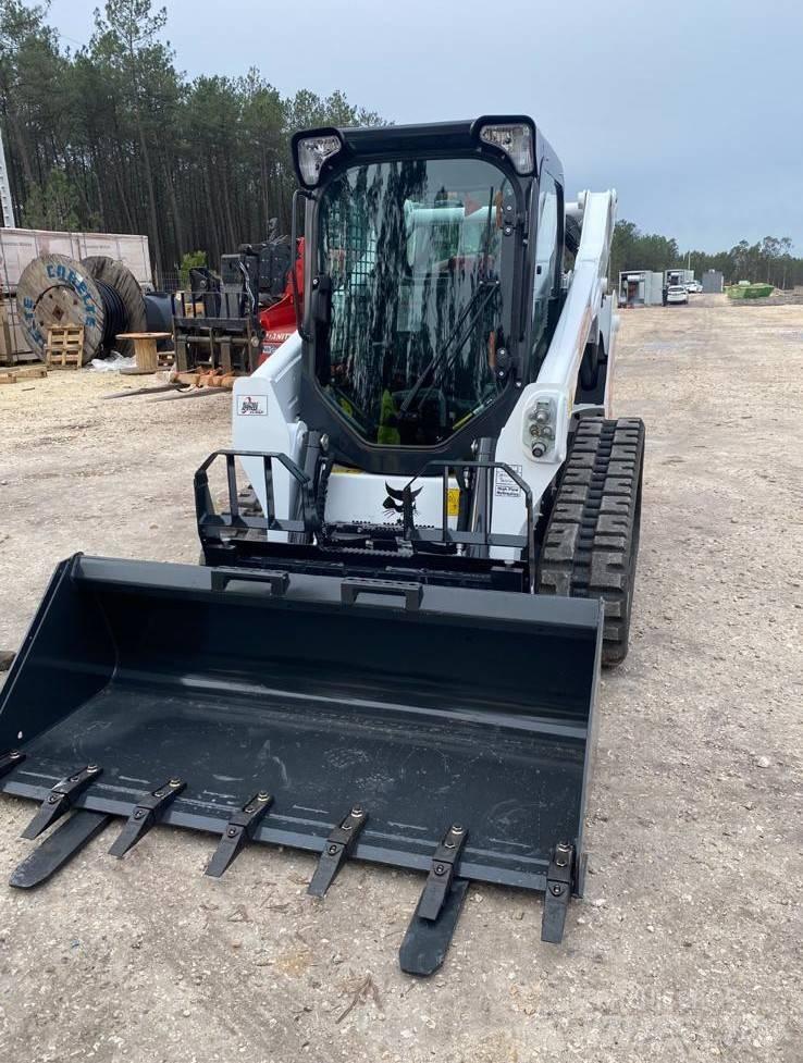 Bobcat T 590 Mini pale