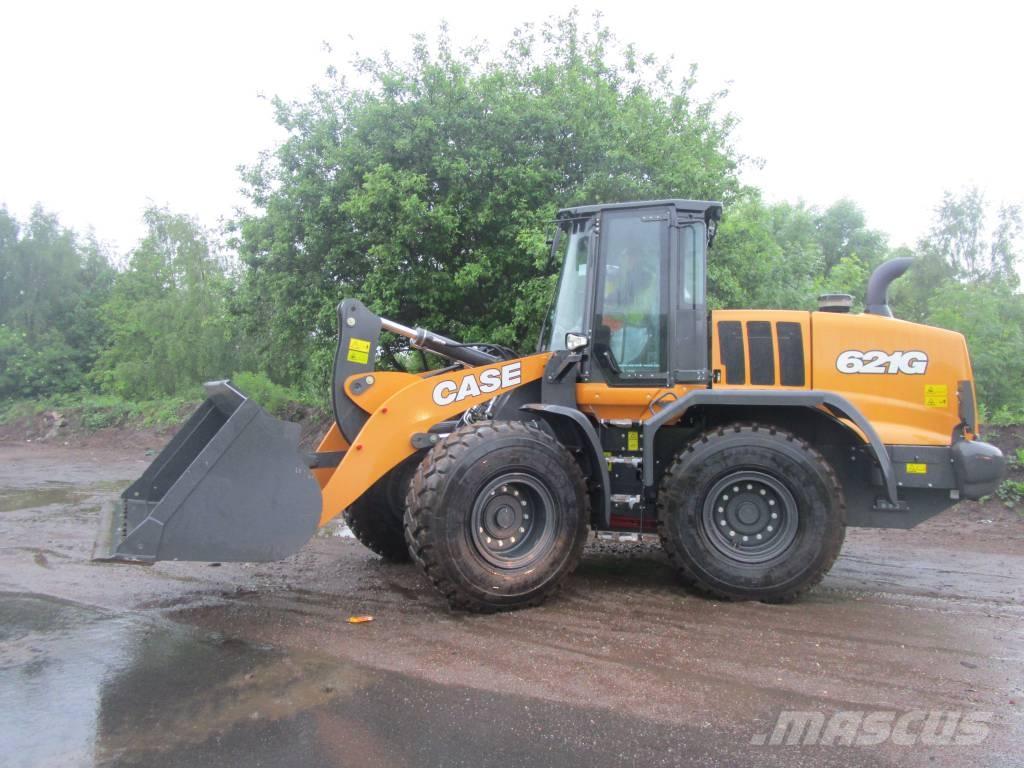 CASE 621 G Pale gommate