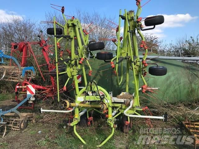 CLAAS Volto 900 Ranghinatori