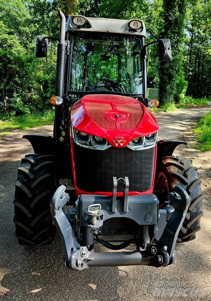 Massey Ferguson 3707 Trattori