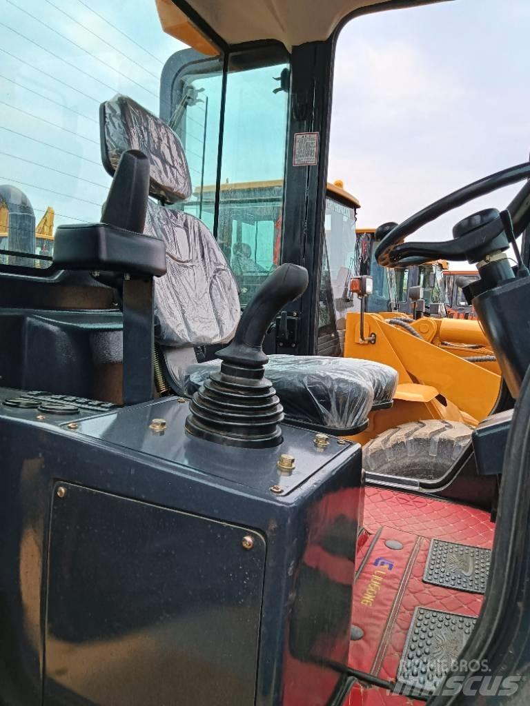 LiuGong 835 Pale gommate