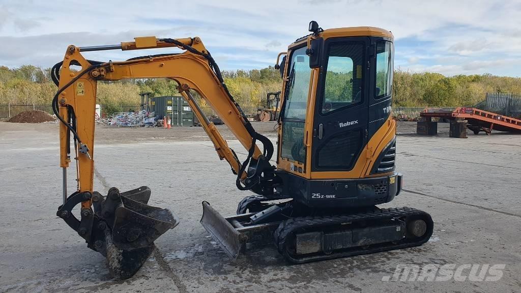 Hyundai R25Z-9 AK Miniescavatori