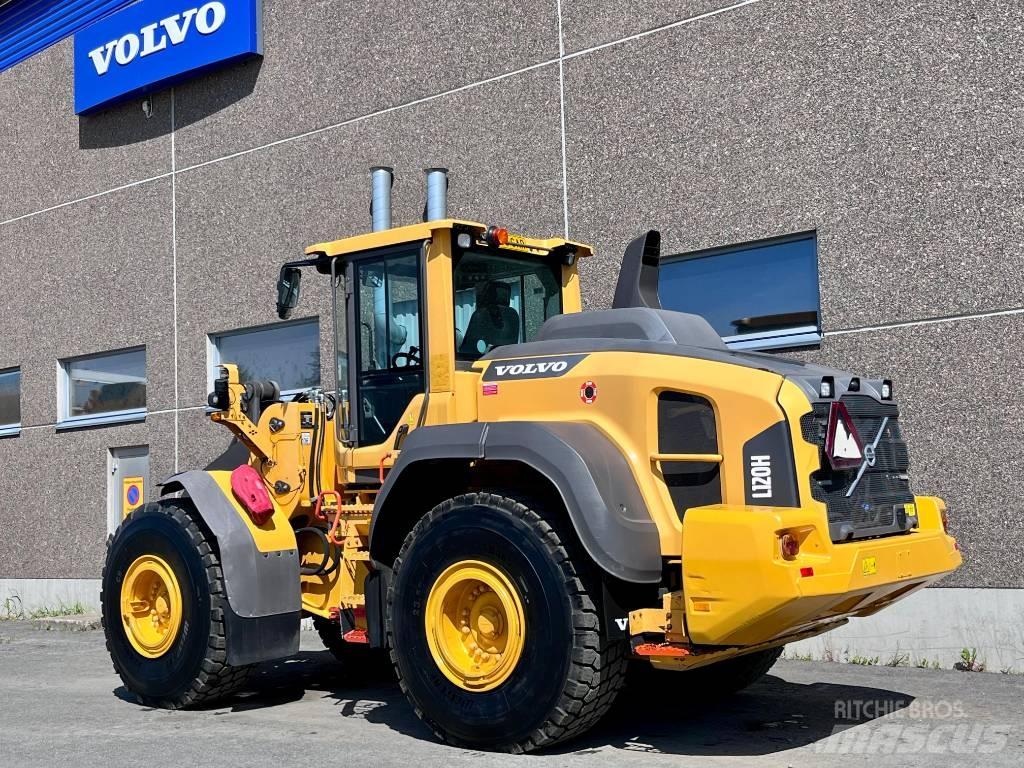 Volvo L 120 H Pale gommate