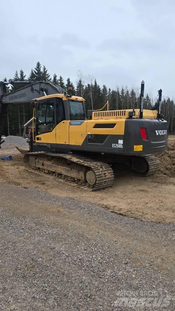 Volvo EC 250 D L Escavatori cingolati