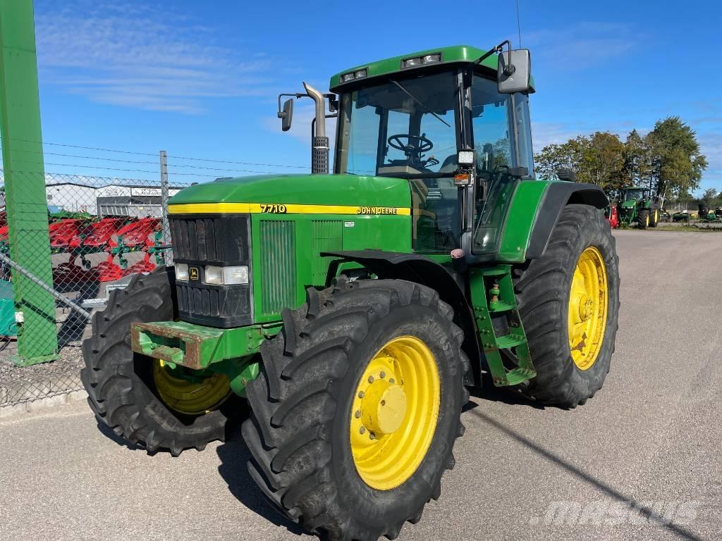 John Deere 7710 Trattori