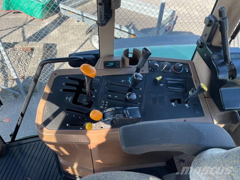 John Deere 7710 Trattori