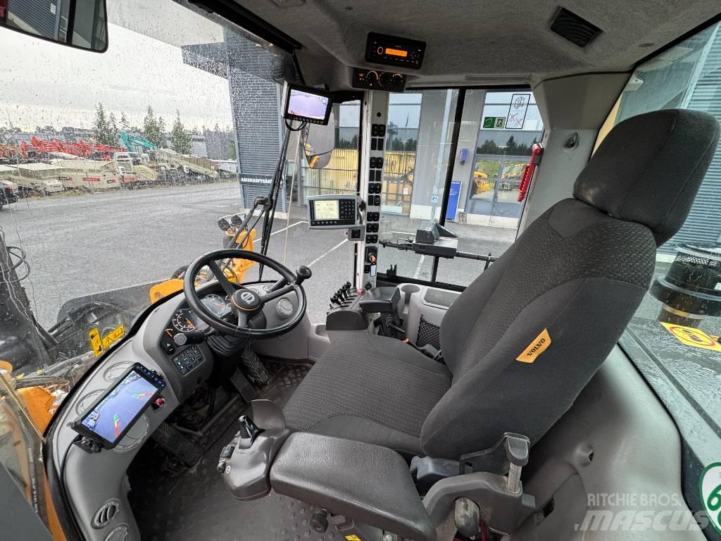 Volvo L 90 H Pale gommate