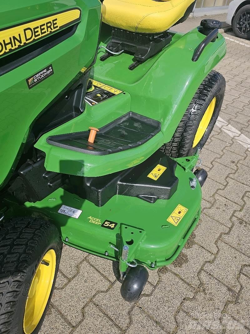 John Deere X590 Falciatrici