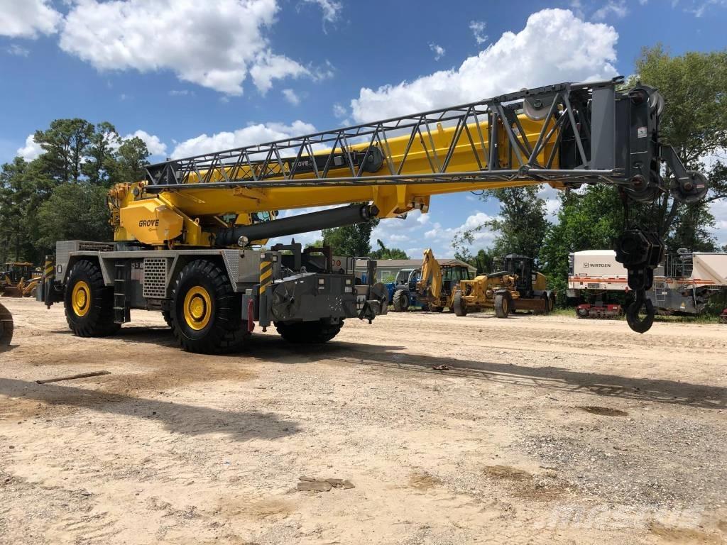 Grove RT 9130 E-2 Gru per terreni difficili