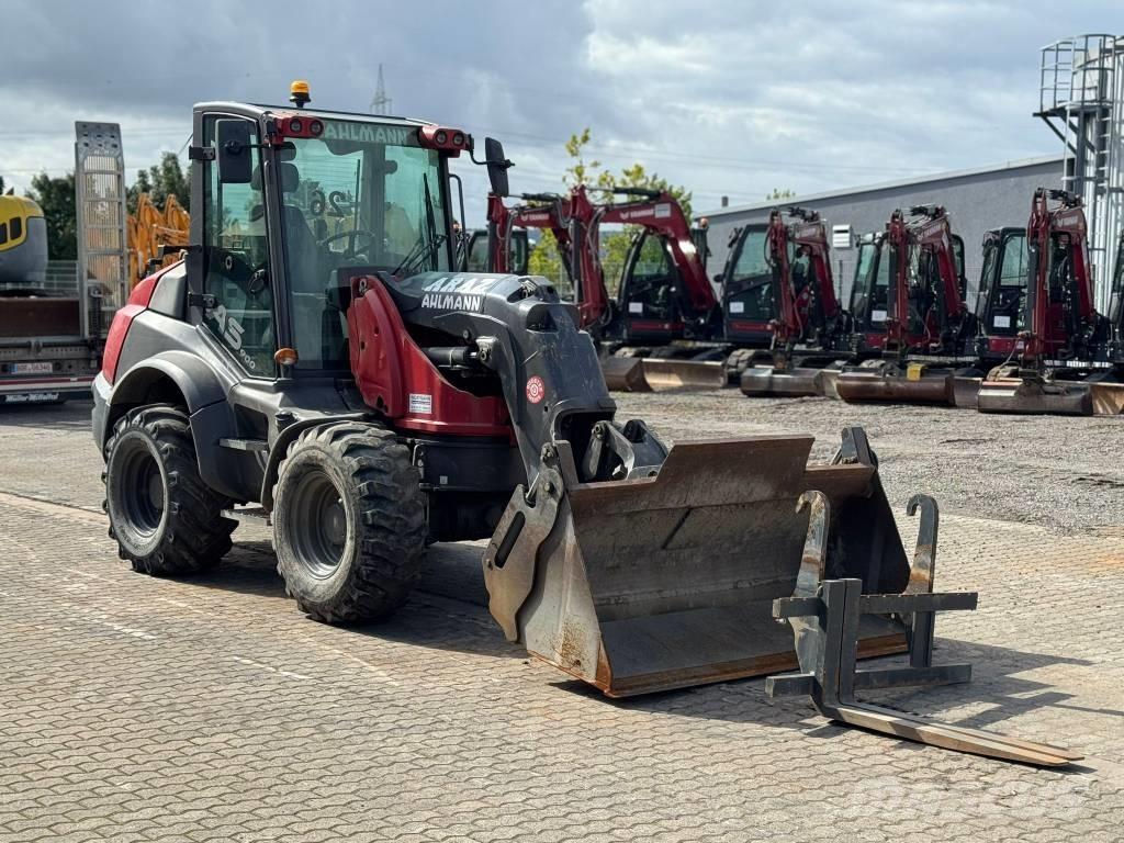 Mecalac AS 900 Pale gommate
