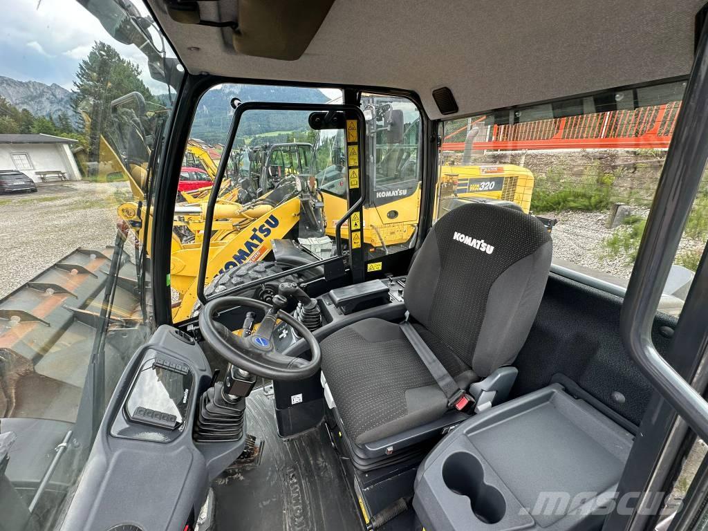 Komatsu WA 100 Pale gommate