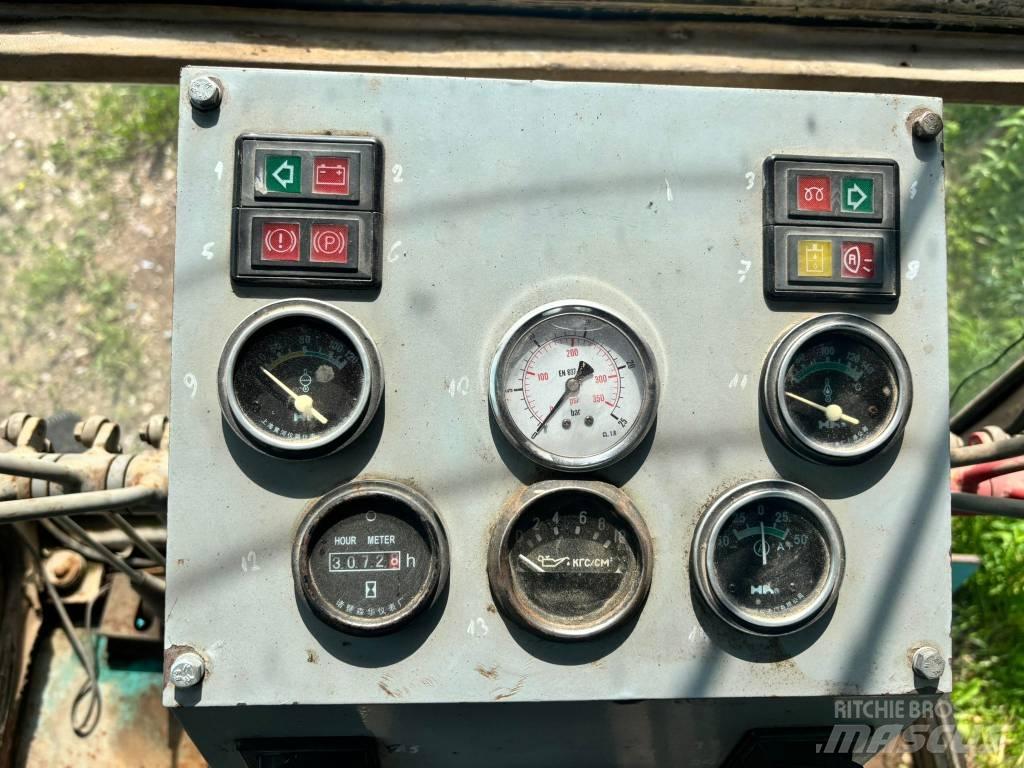  CGLM PY185A Motorgraders