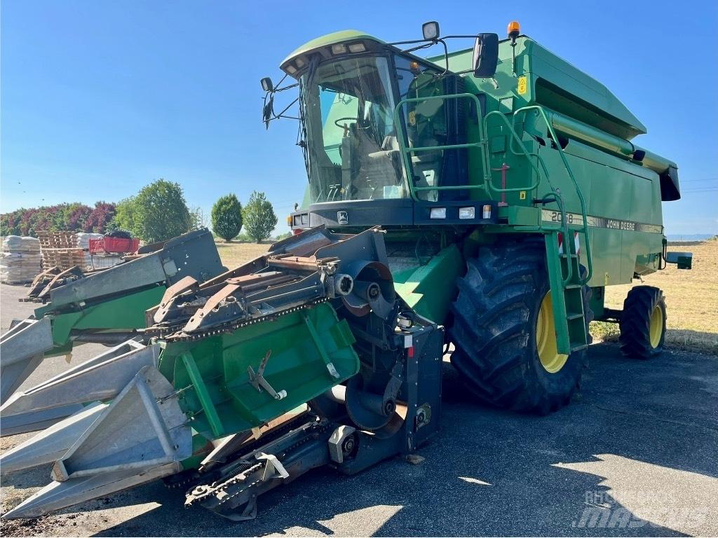 John Deere 2058 Mietitrebbiatrici