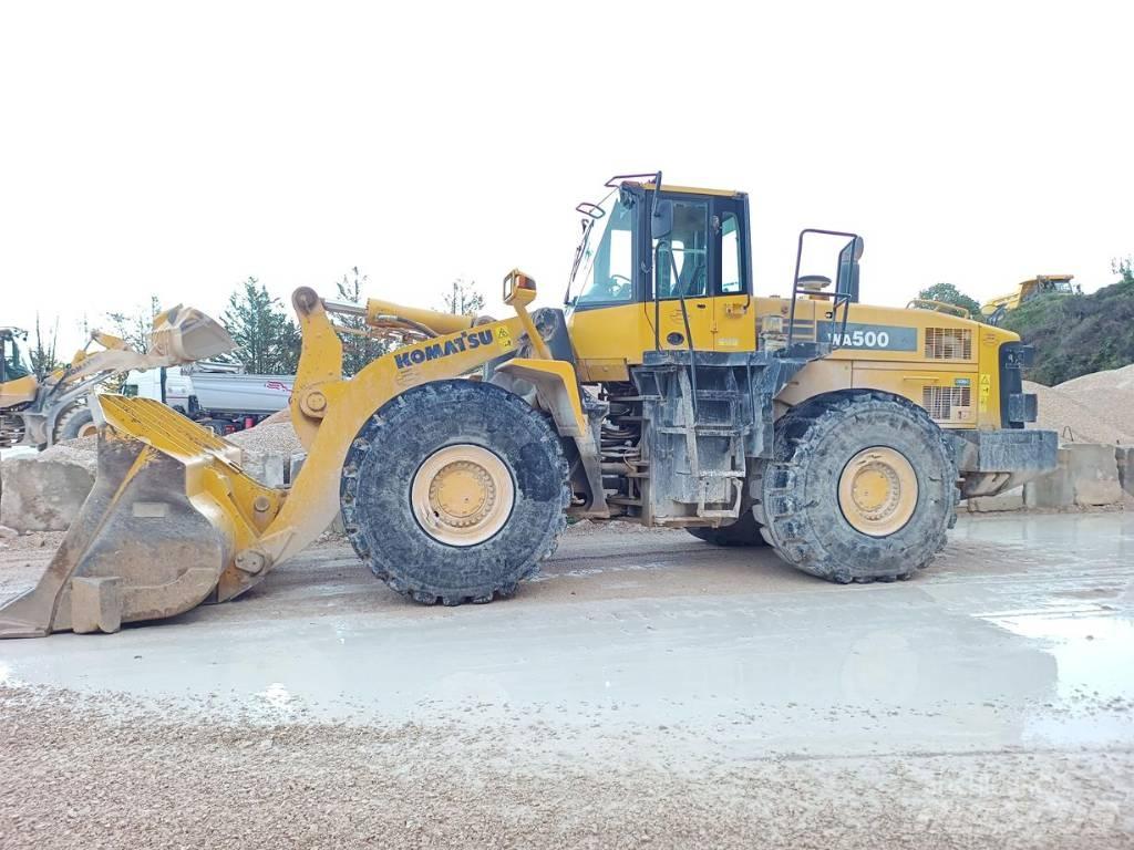 Komatsu WA500-6 Pale gommate