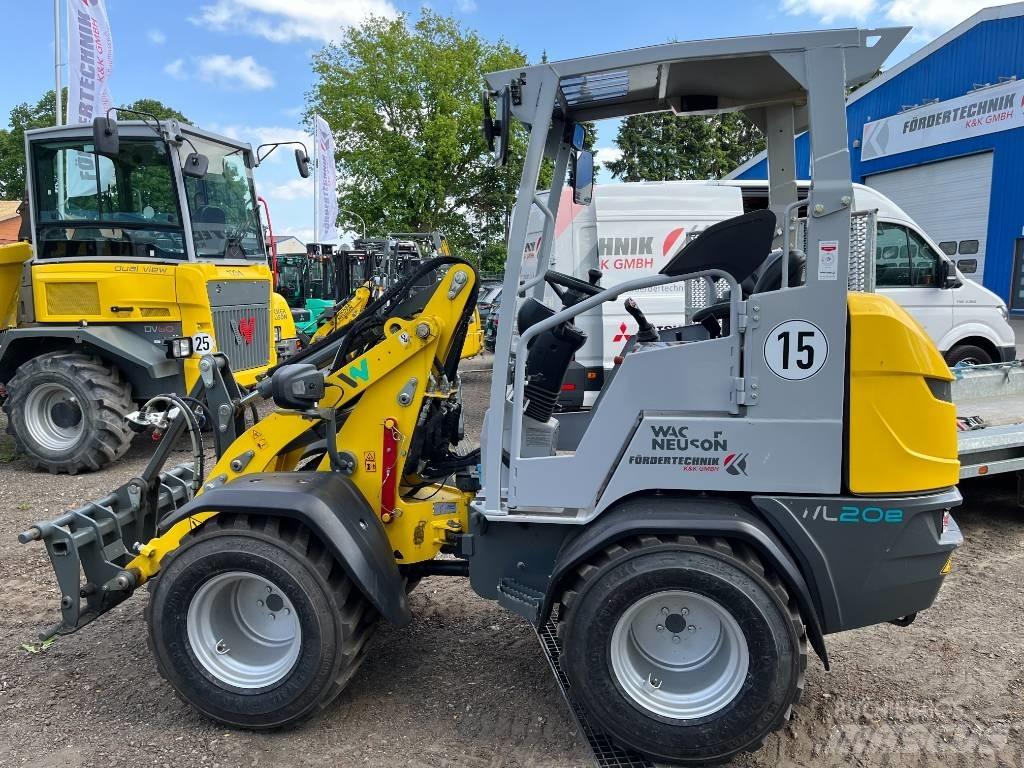 Wacker Neuson WL 20e Pale gommate