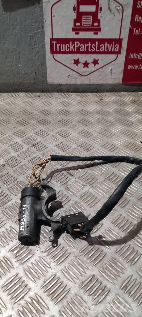 MAN TGA   81464336004 Cabine e interni