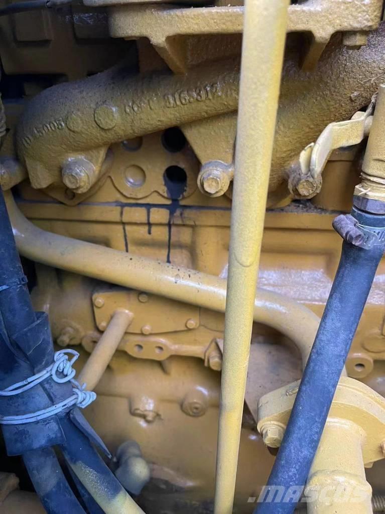 CAT D5N Dozer cingolati