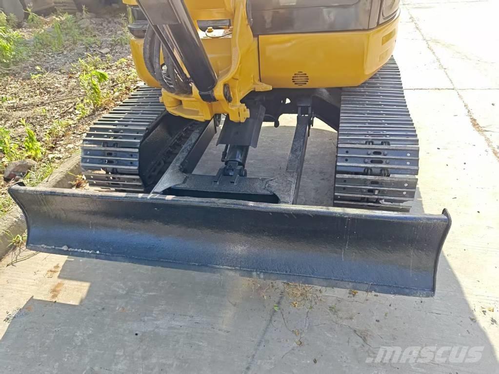 CAT 304 CR Miniescavatori