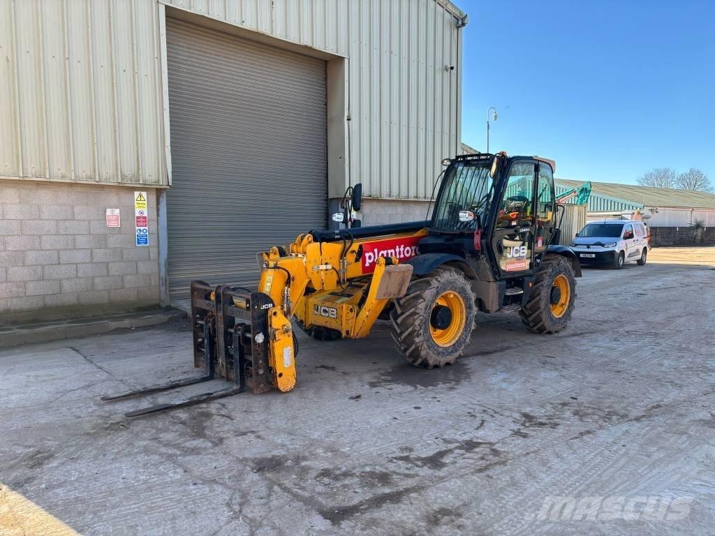 JCB 540-140 Hi Vis Sollevatori telescopici