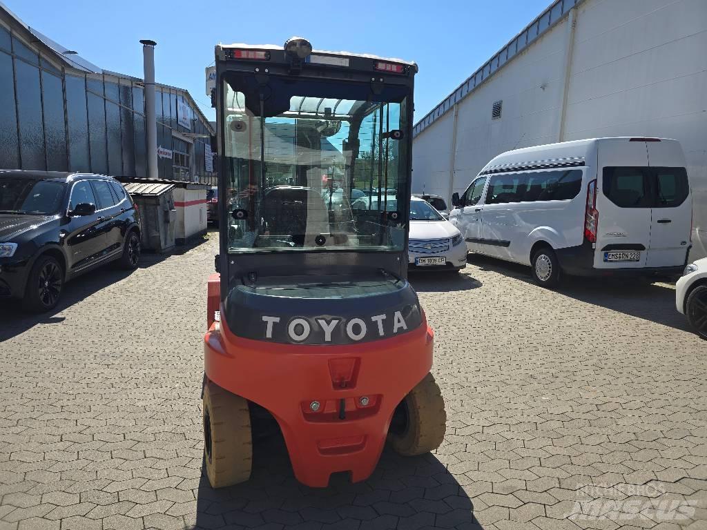 Toyota Traigo 80 Carrelli elevatori elettrici