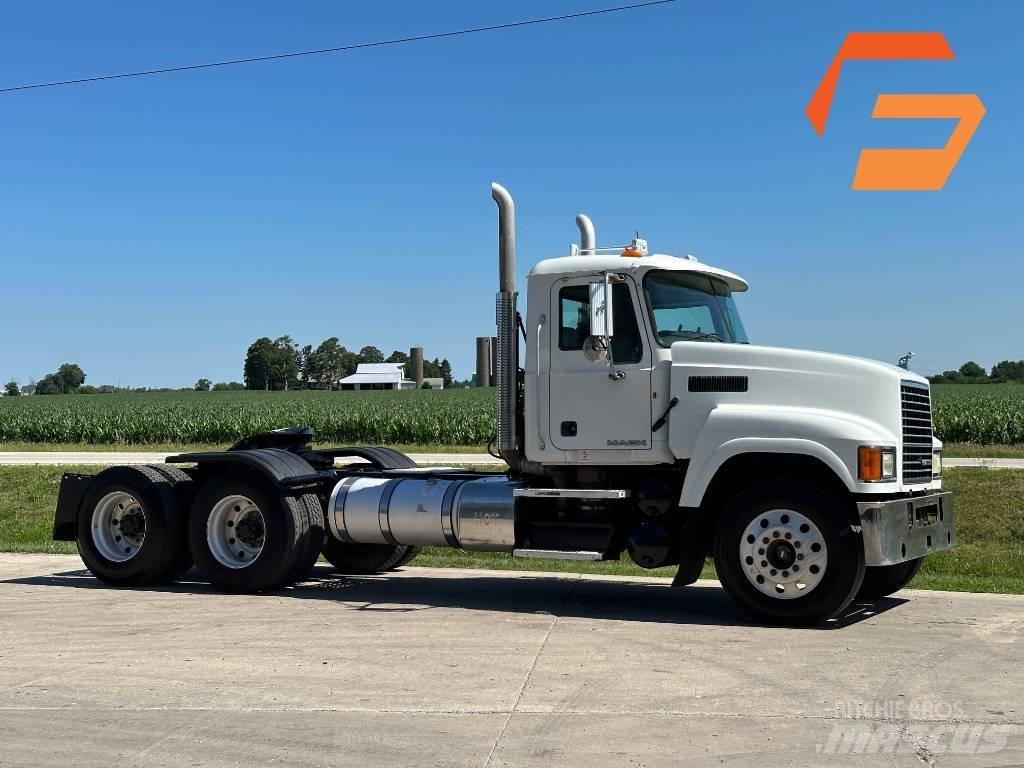 Mack CH 613 Motrici e Trattori Stradali