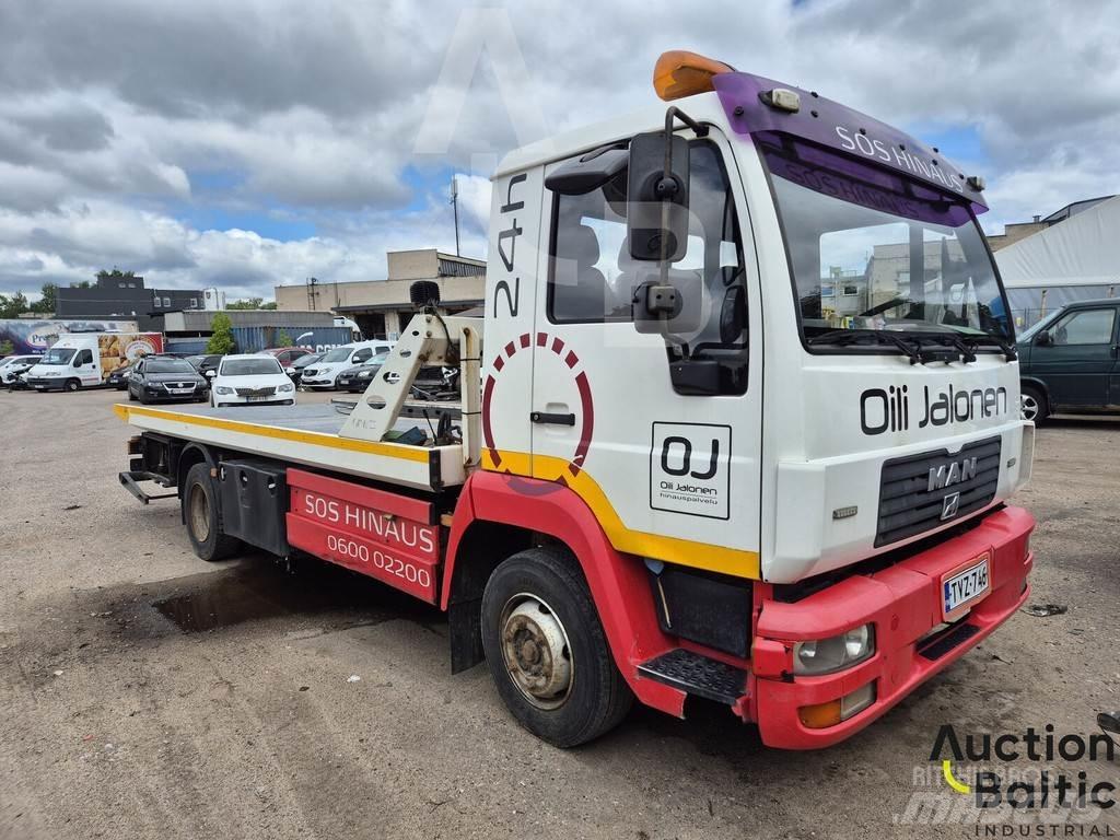 MAN 8.174 LLC Carroattrezzi