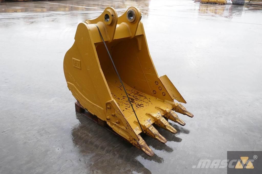 CAT 320 Bucket Benne