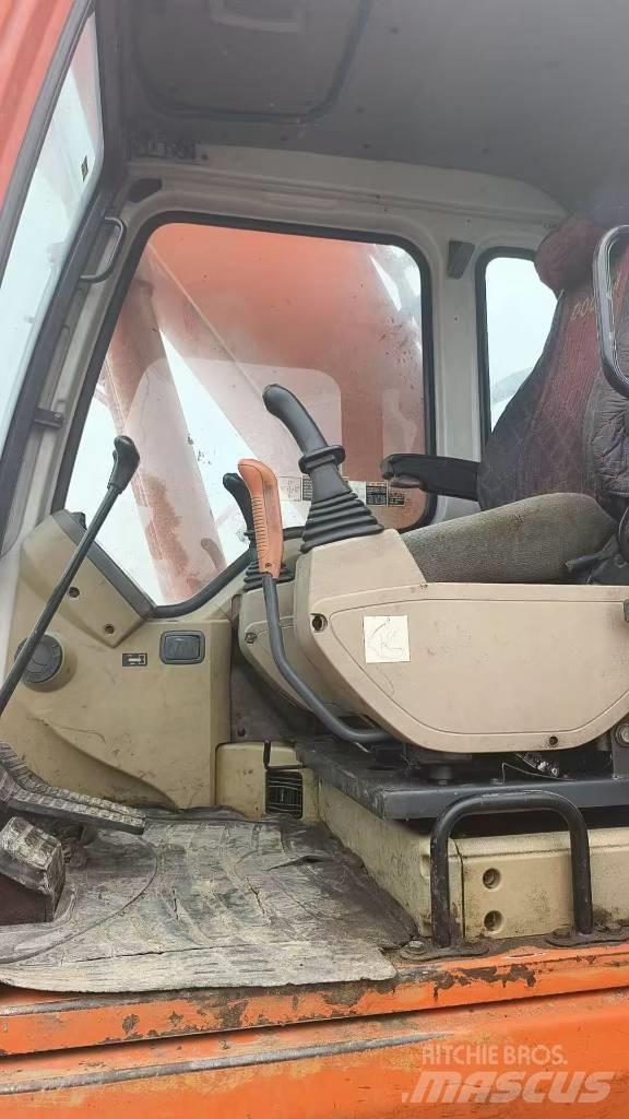 Doosan DH 225 LC-7 Escavatori cingolati