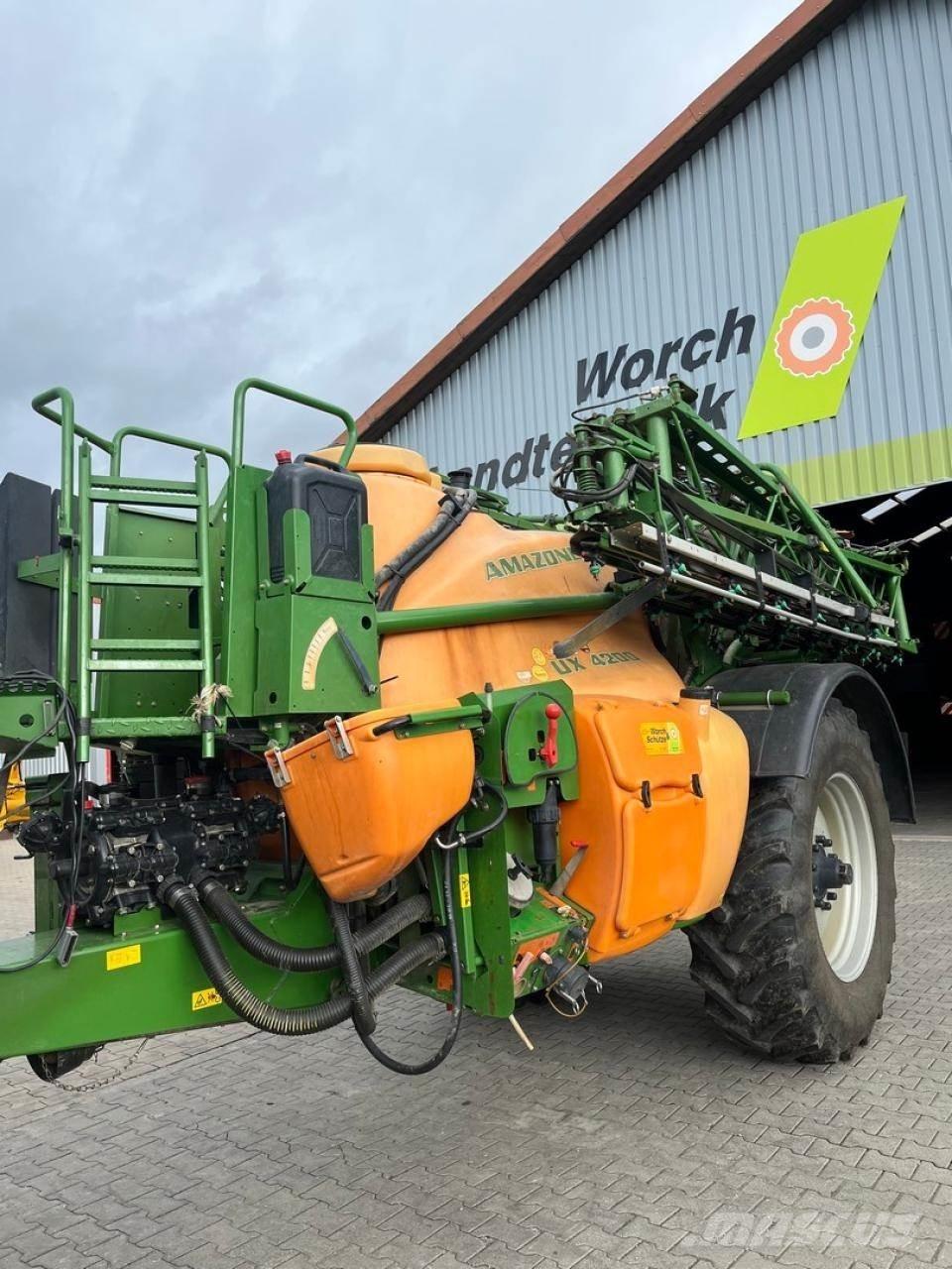 Amazone UX 4200 Irroratrici trainate