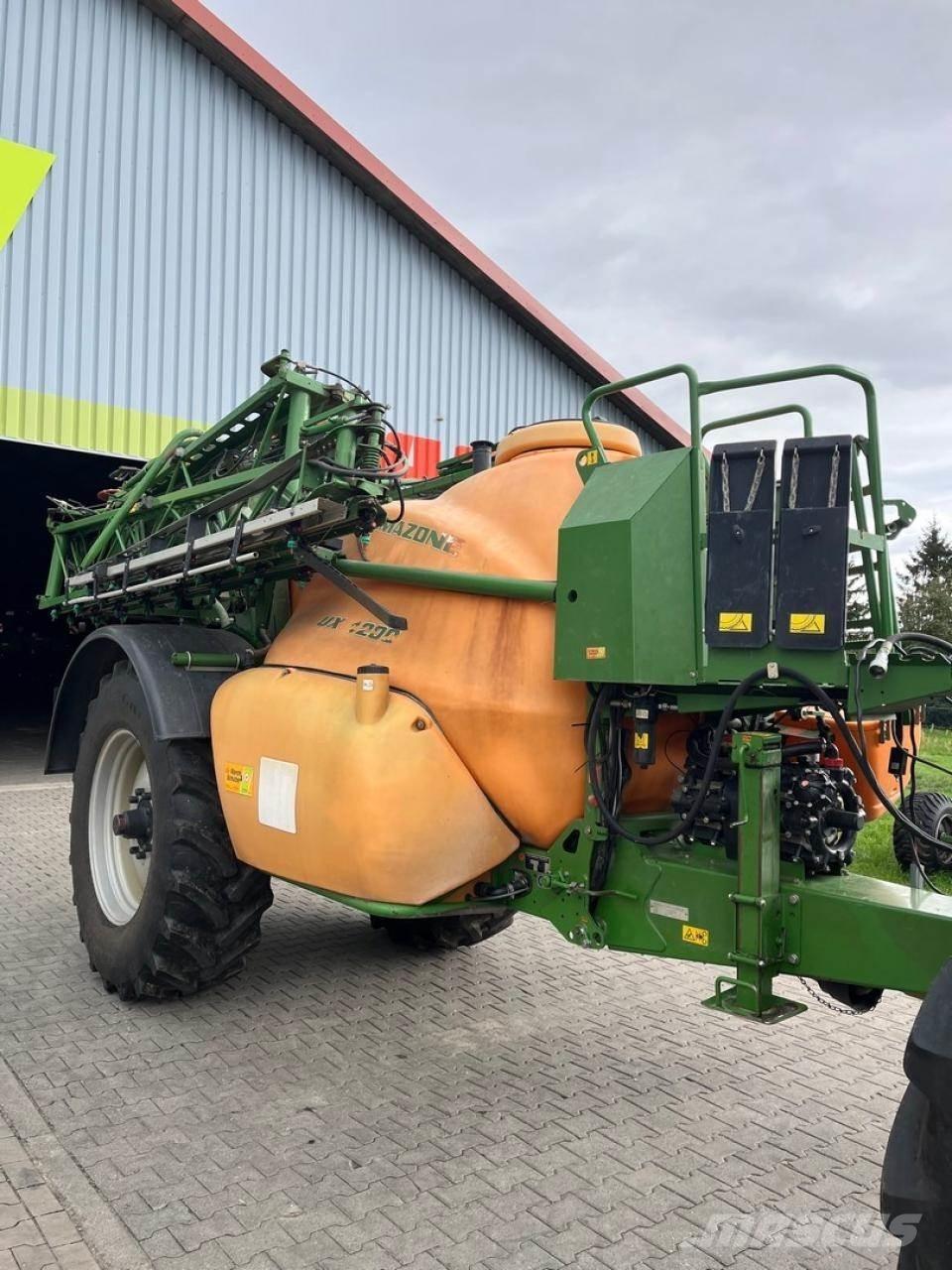 Amazone UX 4200 Irroratrici trainate