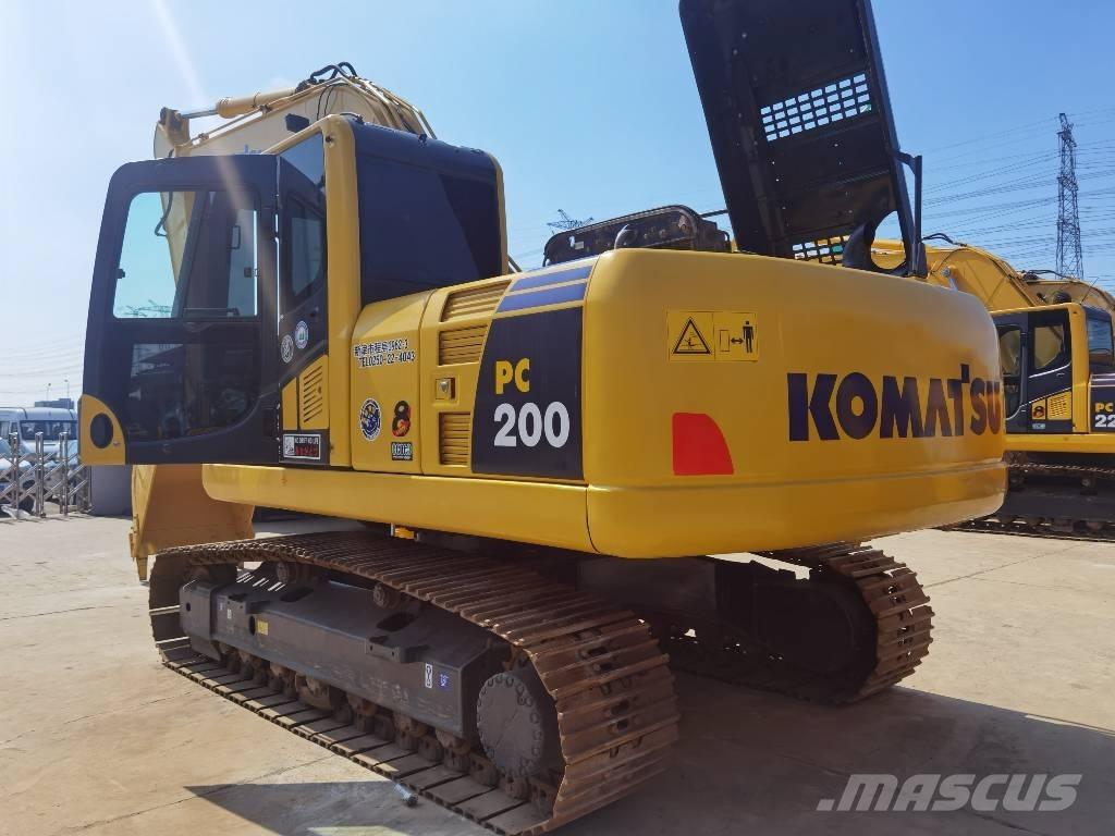 Komatsu PC 200-8 Escavatori cingolati