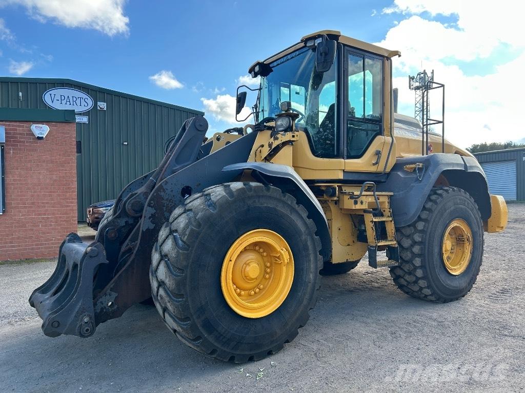 Volvo L110H Pale gommate