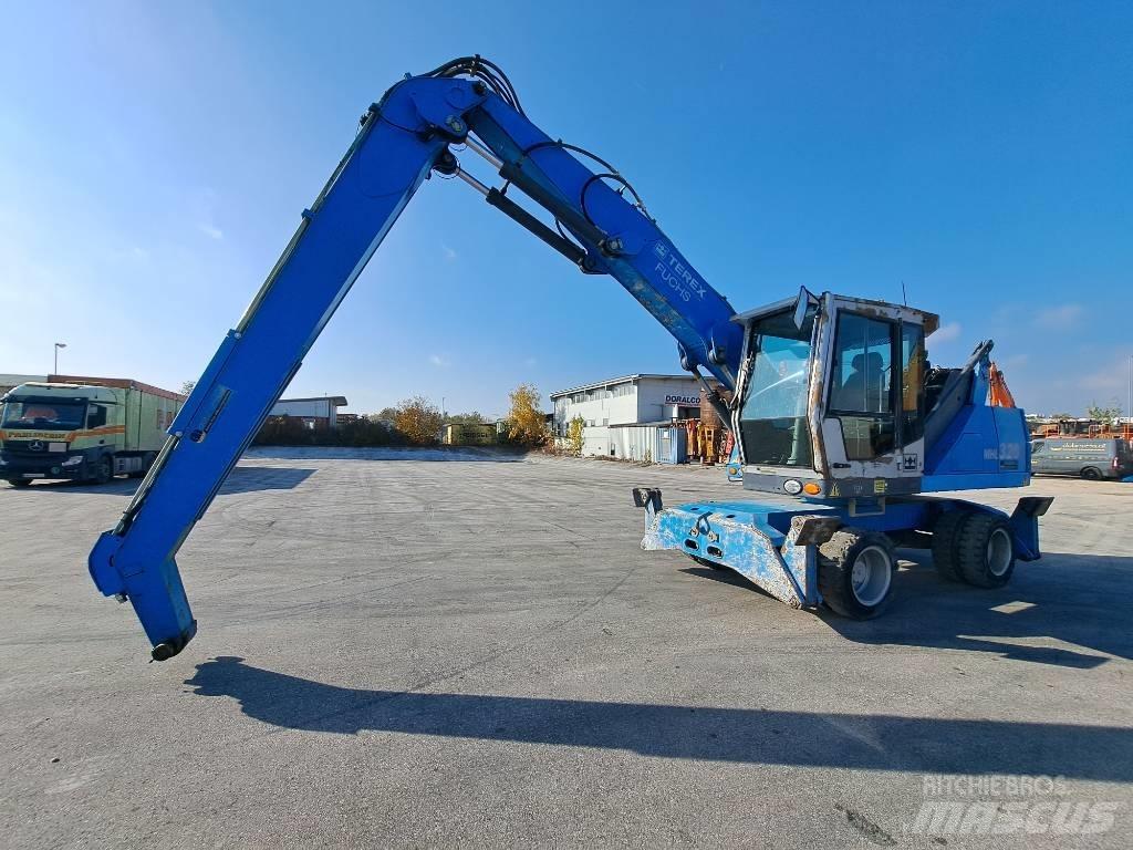 Fuchs MHL 320D Movimentazione rifiuti
