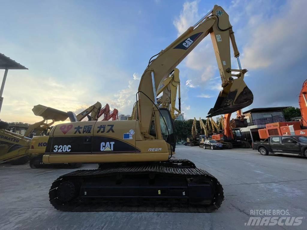 CAT 320C Escavatori medi 7t - 12t
