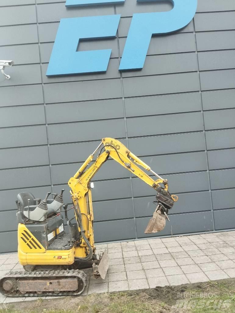 New Holland E 9 SR Miniescavatori