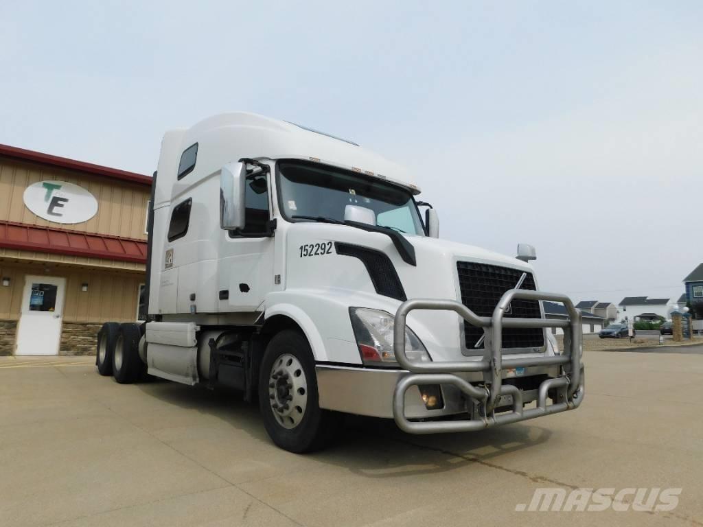 Volvo VNL Motrici e Trattori Stradali