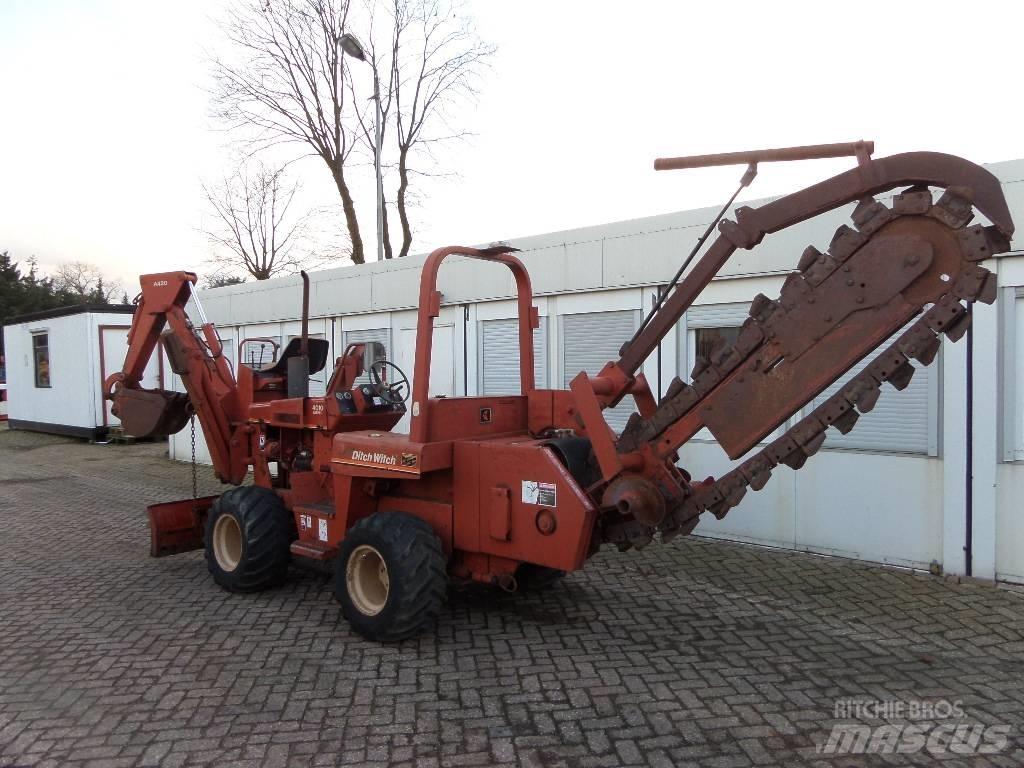 Ditch Witch 4010 DD Scavafossi