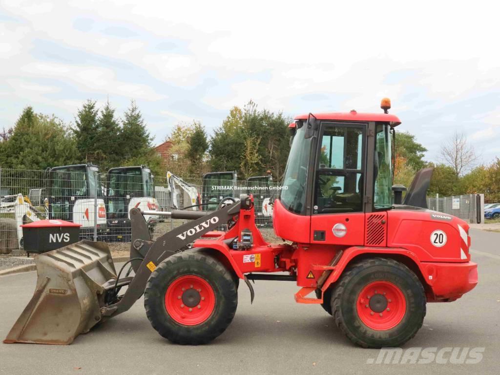 Volvo L 35 G Pale gommate