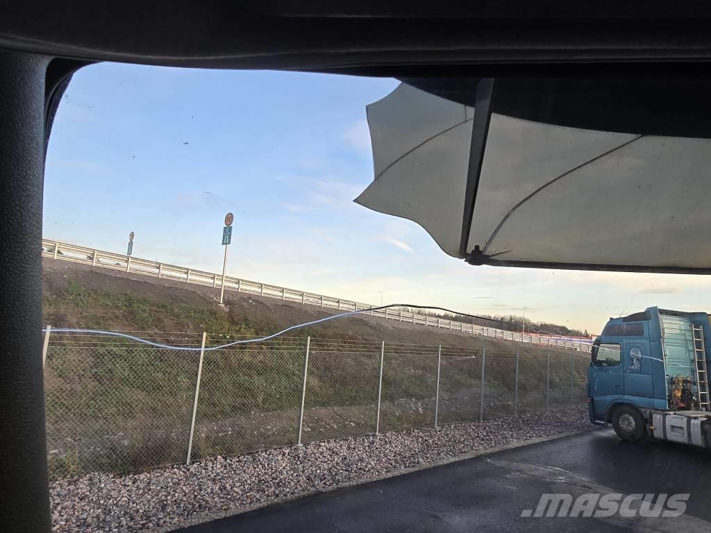 Volvo FM 330 Camion cassonati